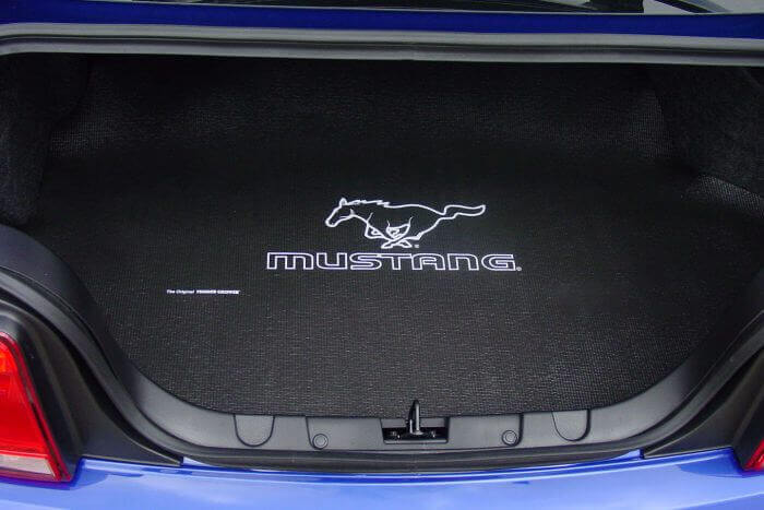 ORIGINAL FENDER GRIPPER TRUNK MAT RUNNING PONY LOGO
